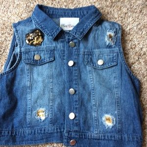Girls size 10 denim vest with gold patches new
